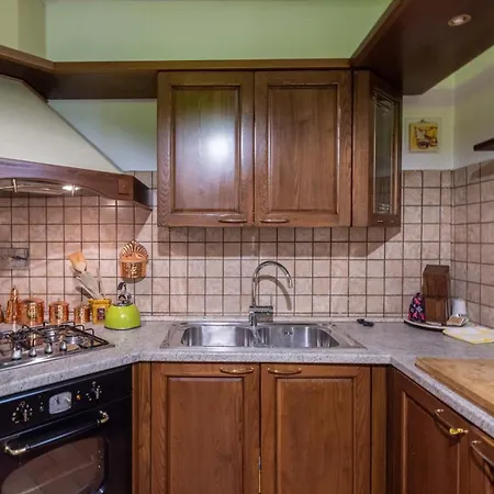De'gombruti, Appartement