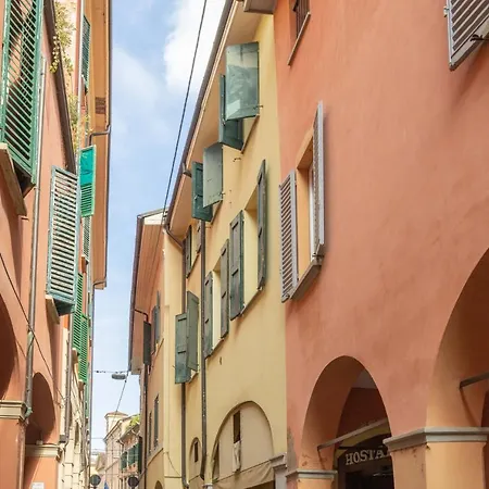 De'gombruti, Appartamento