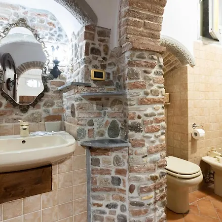 Appartamento De'gombruti, *